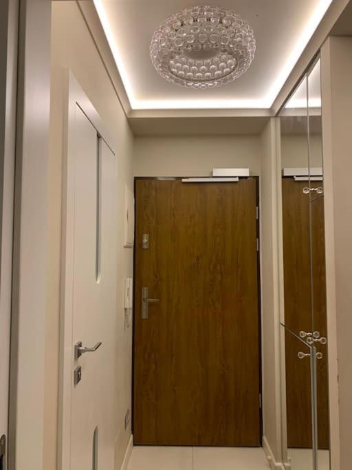 Family Modern Apartment 35M2-For Max 5 Persons 크라쿠프 외부 사진